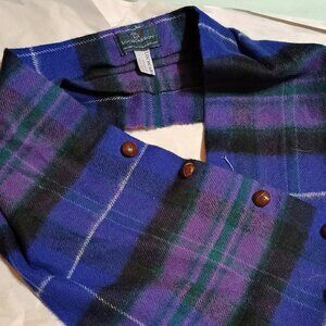 Vintage Authentic Scottish wool scarf with buttons